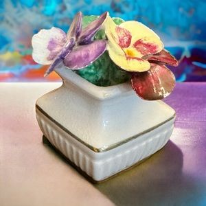 Vintage Radnor Bone China England Flower Basket Bouquet